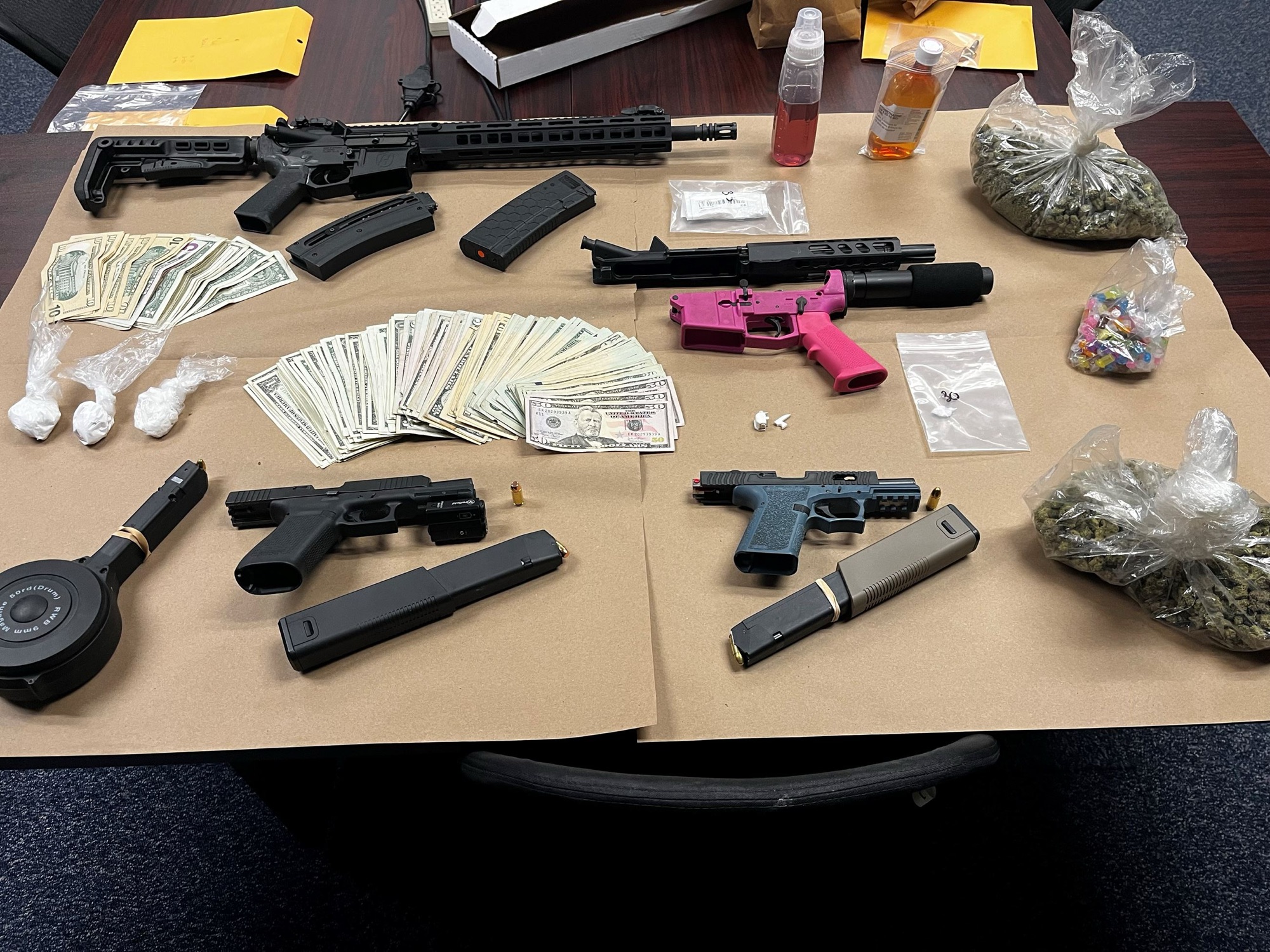 Frederick Police Executes Search Warrant, Arrests Suspect for Drug and Firearms Offenses – Frederick Pulse